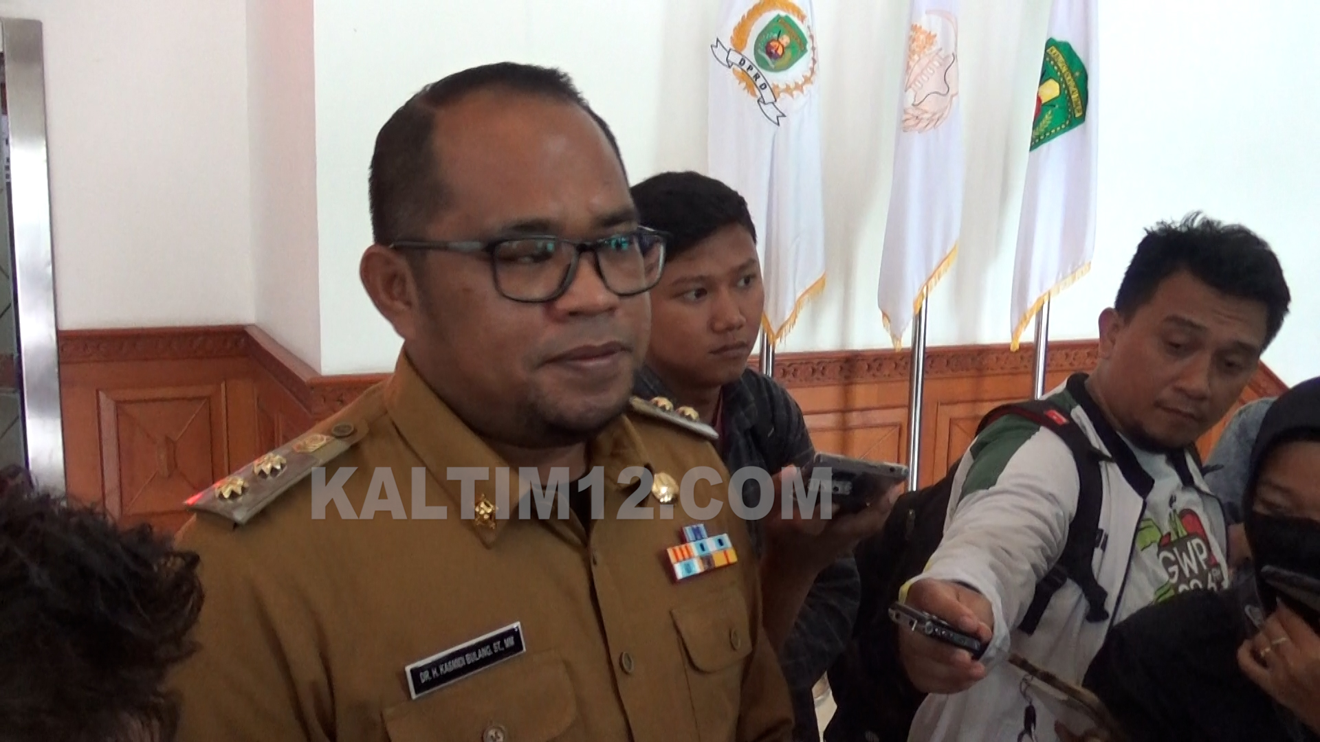 Wabup Kasmidi Bulang Tanggapi Pasar Tumpah