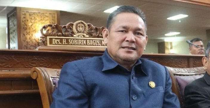 Hari Guru Nasional: Yan S. Pd, SD, M.Pd Soroti Pentingnya Peningkatan Kesejahteraan Guru di Kutim