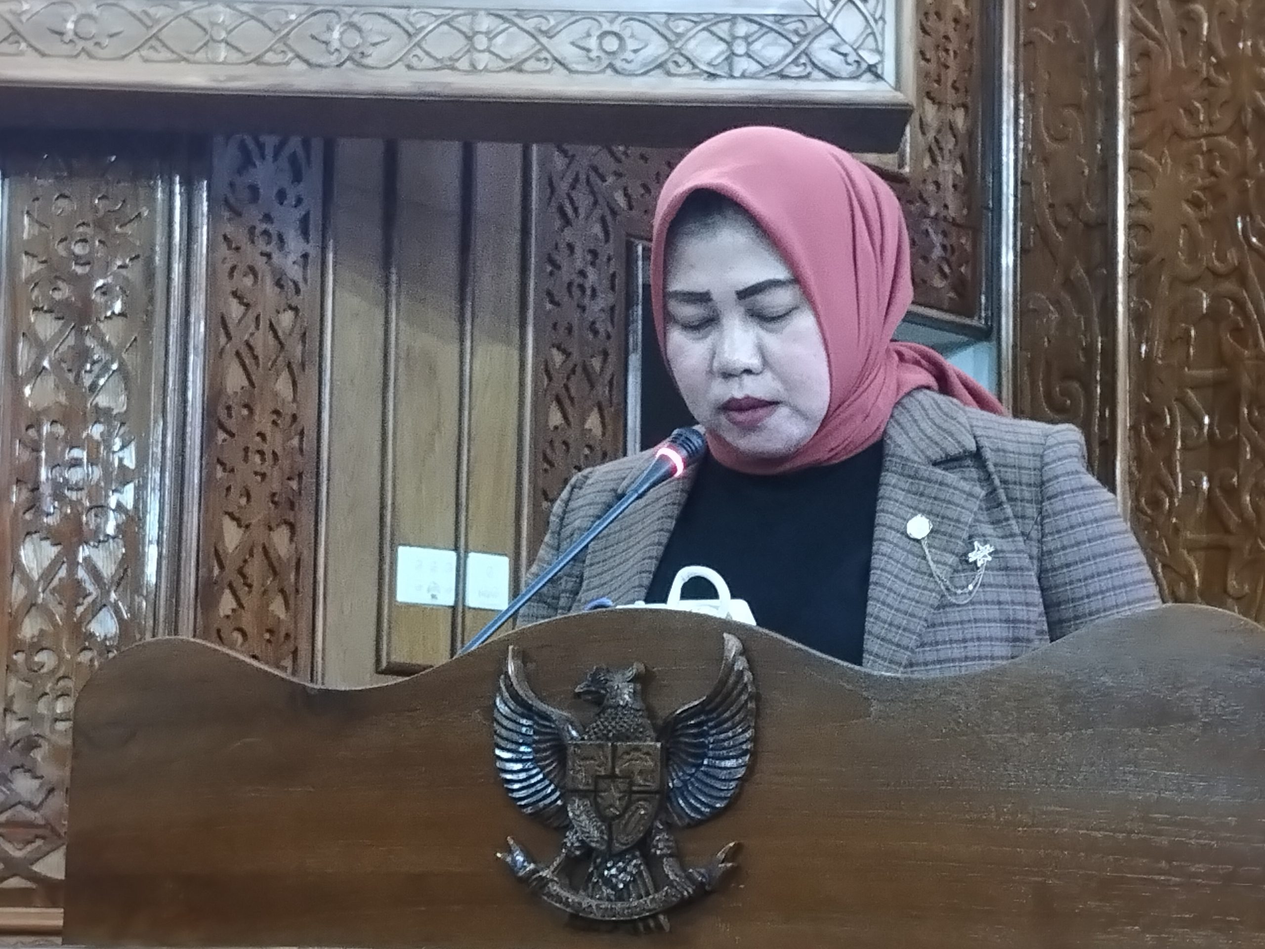 Fraksi Golkar Soroti Tata Kelola BUMD dan Alokasi Belanja Operasi dalam RAPBD 2025